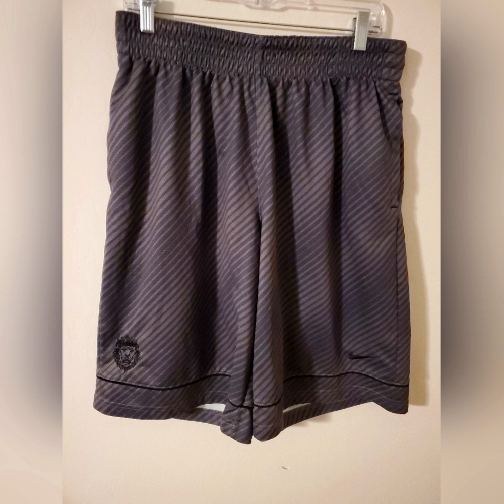 NIKE LEBRON JAMES KING SHORTS GREY 11" SIZE LARGE